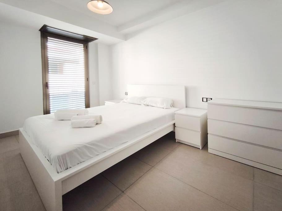 Moderno Apartamento Duplex En Terrassa Centro Exterior foto