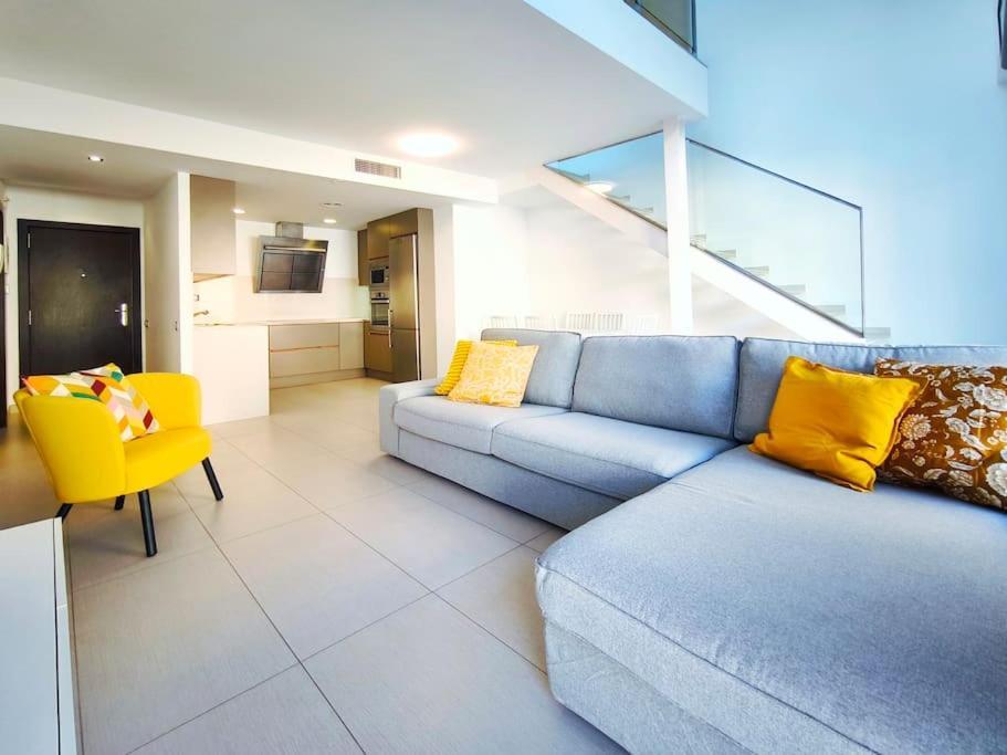 Moderno Apartamento Duplex En Terrassa Centro Exterior foto